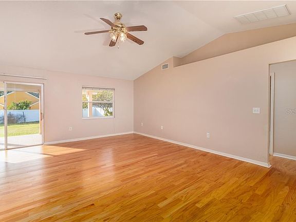 4th image of 7816 Habersham Dr