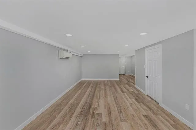 64 College St #1 — Photo 15