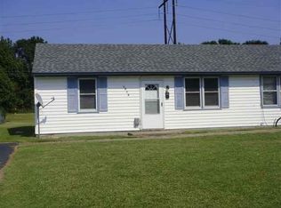 1014 Davis St, Jacksonville, NC 28540