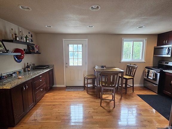3rd image of 1797 Cedaridge Dr