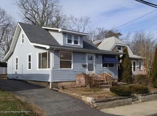 1621 W Maplewood Rd, Wall Township, NJ 07719