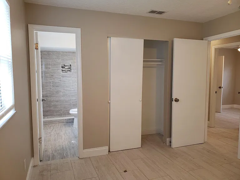 5725 Cardinal Guard Ave — Photo 10