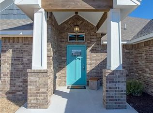 843 Cardan Pl, Moore, OK 73160