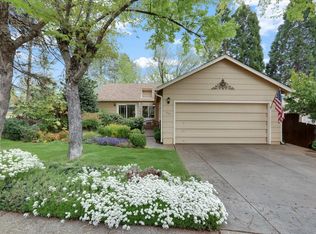 555 Scadden Dr, Grass Valley, CA 95945