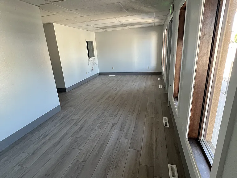 220 E Edison St #1 — Photo 10