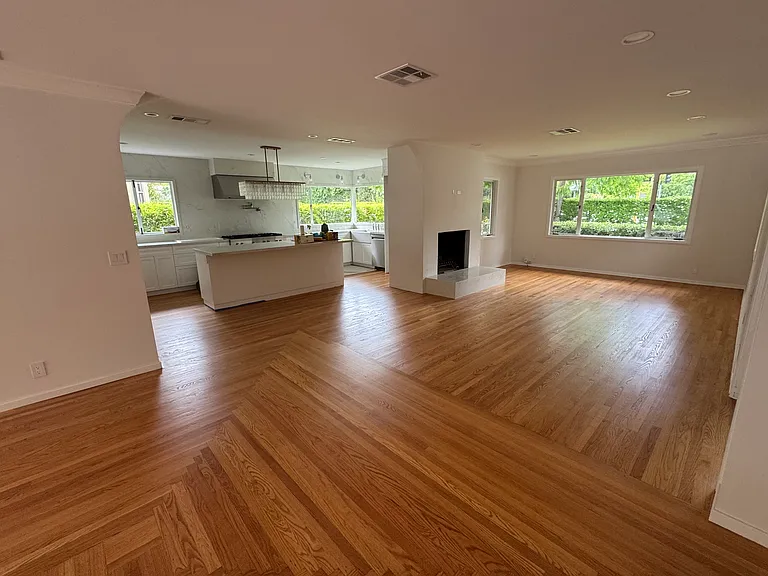 2195 S Los Robles Ave — Photo 5