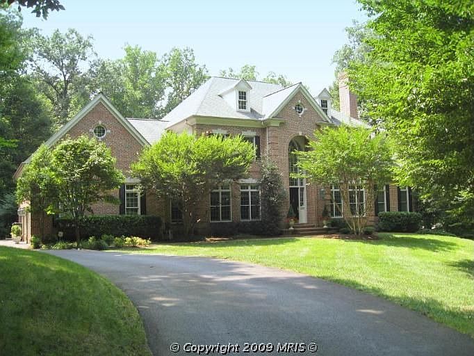 1st image of 184 River Park Dr