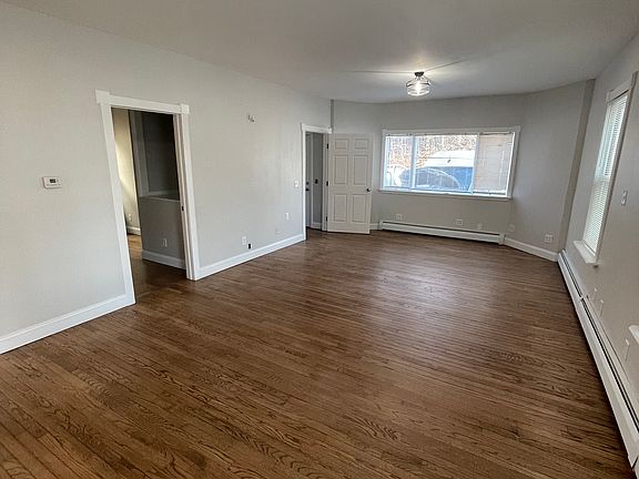 4th image of 60 Concord St Floor 1