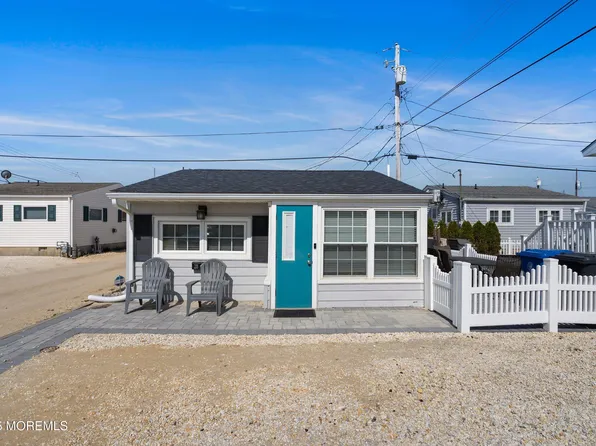28 E Marlin Way, Lavallette, NJ 08735