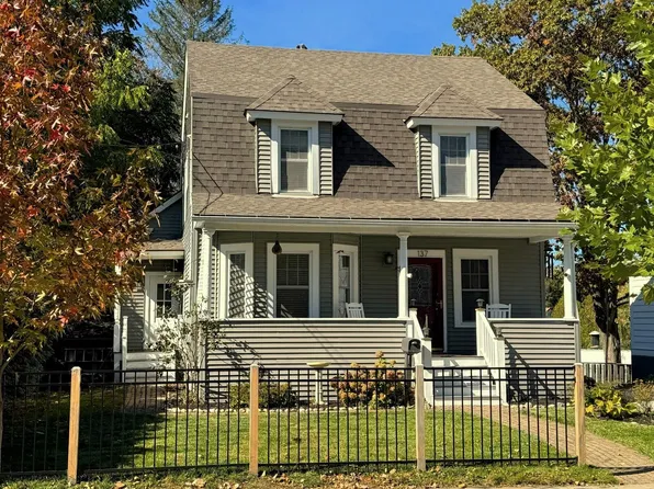 137 Church Street, Rutland City, VT 05701