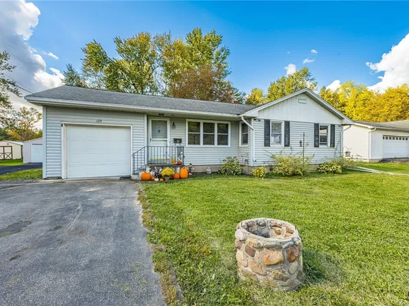 129 Virginia St, Waterloo, NY 13165
