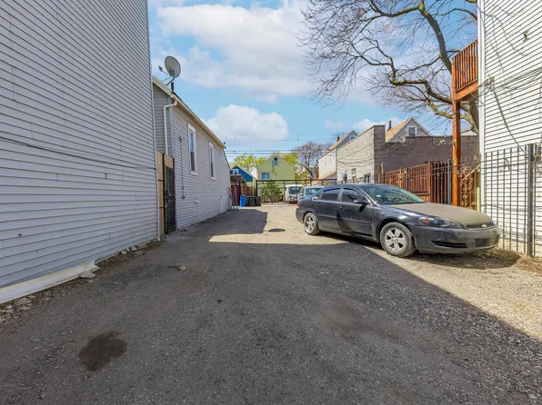 4406 S Wood St, Chicago, IL 60609