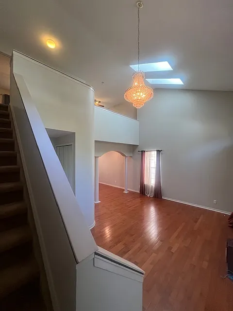 4 bed, 3.5 bath, 2571 sqft, $3,000 — Photo 4