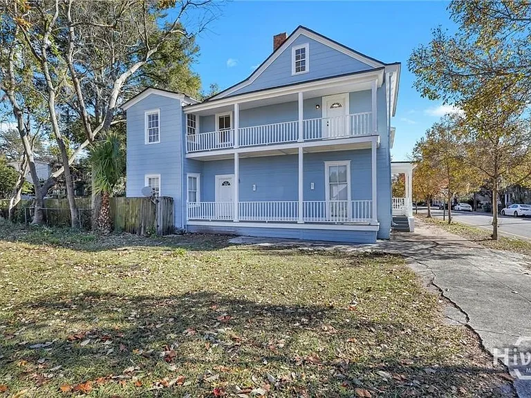 218 W Anderson St #UPPER — Photo 42