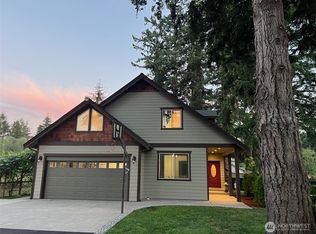 11026 Avondale Rd NE, Kirkland, WA 98052