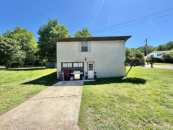 4th image of 716 Vassar Dr