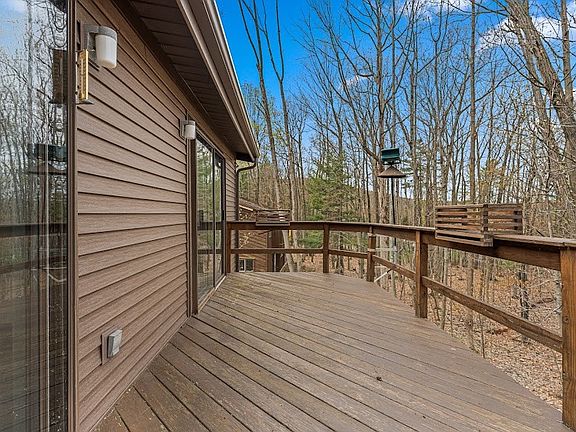 3rd image of 3264 Dogwood Dr