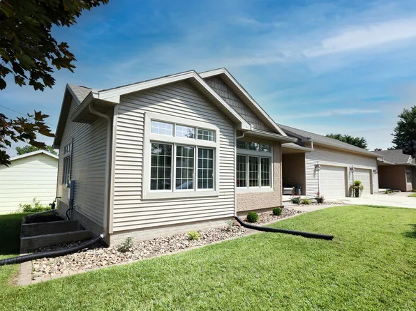 921 20th St, Boone, IA 50036