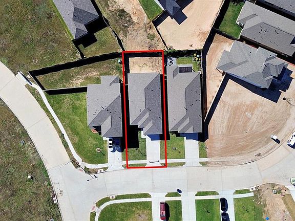 4th image of 2801 Black Pearl Court