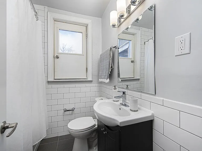 86 Tisdale St S #3 — Photo 9