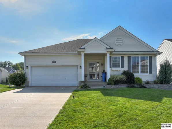 7302 N 106th Ave, Omaha, NE 68122