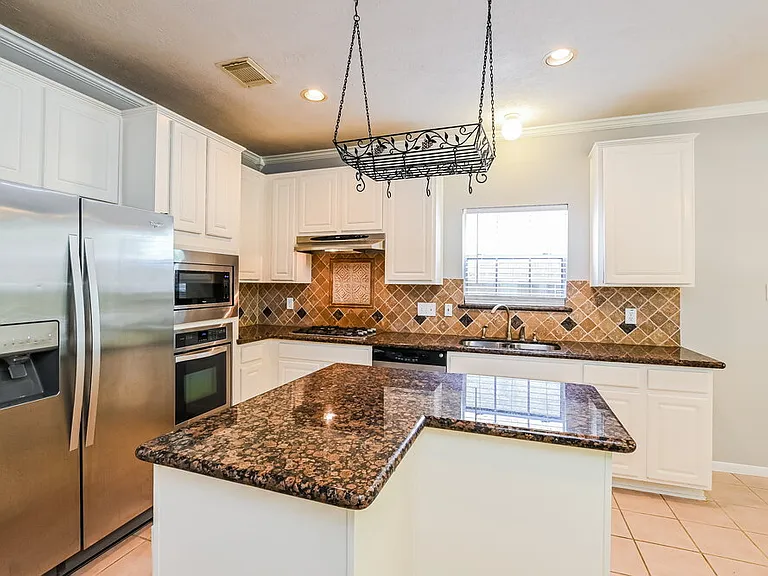 2634 Vermillion Rd — Photo 5