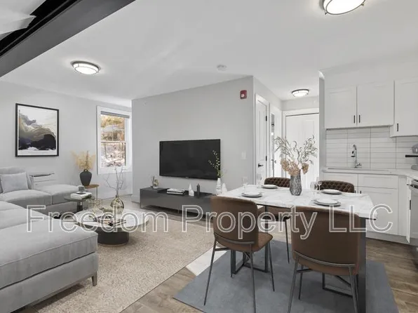 969 Hopmeadow Street