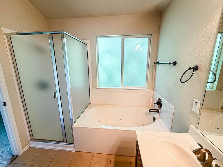 4907 Old Homestead St — Photo 10