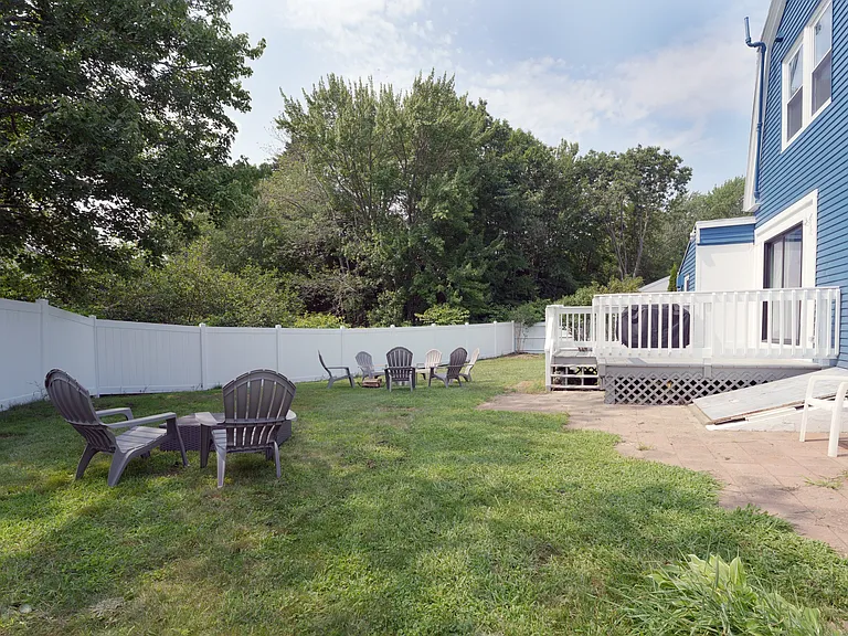 3 Dewey Ave — Photo 13