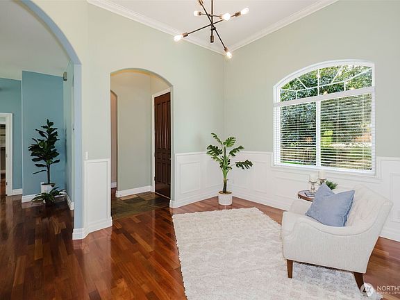 4th image of 14113 84th Avenue Ct NW