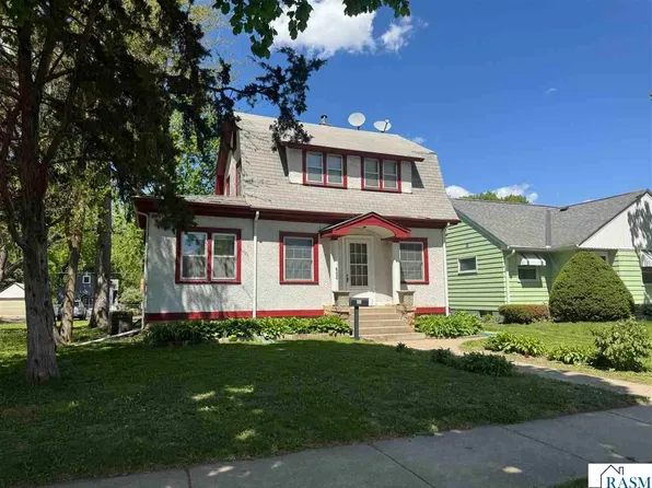 800 Belgrade Ave, North Mankato, MN 56003