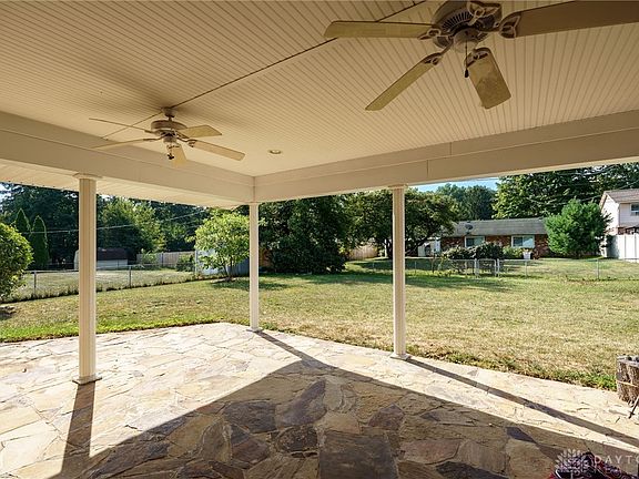3rd image of 386 Cherrywood Dr