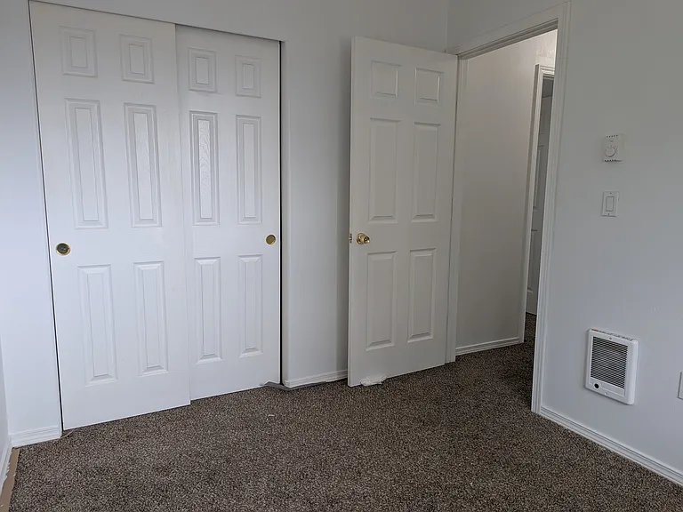 553 Compass Ct NE #C — Photo 9