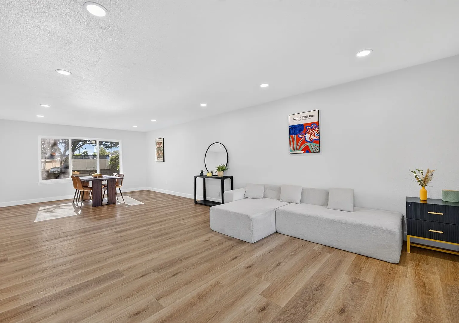 Chino Home — Photo 4