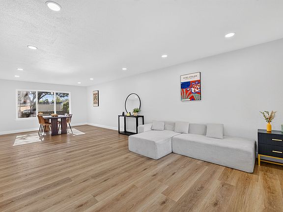 4th image of 13324 San Martin Pl