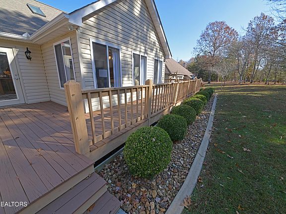4th image of 147 Forest Hill Dr