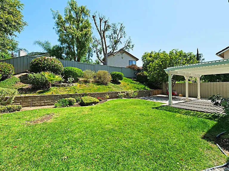 26869 Cold Springs St — Photo 14