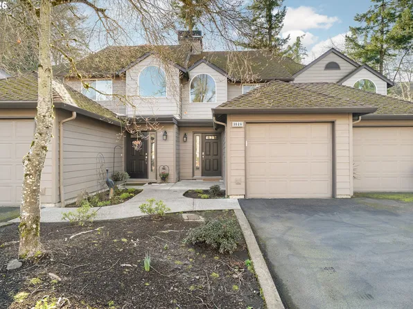 3926 Carman Dr, Lake Oswego, OR 97035