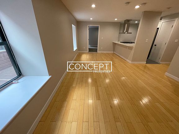 3rd image of 1661 Washington St APT 206