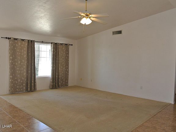 4th image of 1656 McCulloch Blvd S