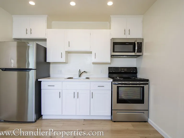 60 Parkridge Dr — Photo 7