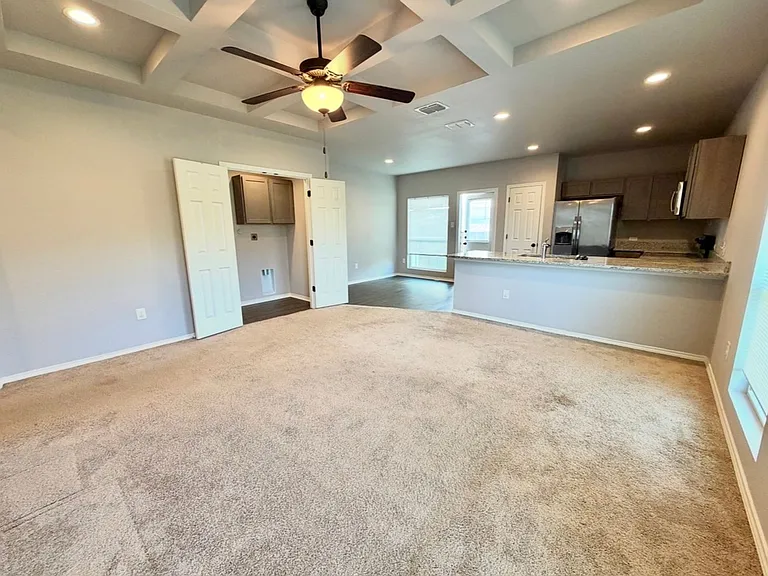 4138 Swans Lndg #2-unit 101 — Photo 5
