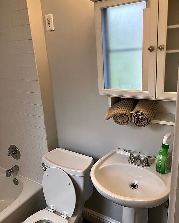 Unit 1 Bathroom