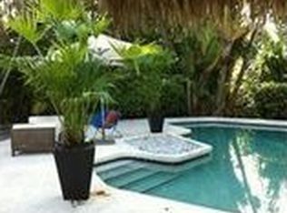 1835 Daytonia Rd, Miami Beach, FL 33141