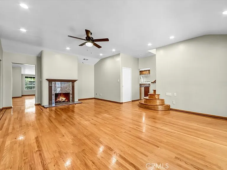 1315 W Valleyheart Dr — Photo 13
