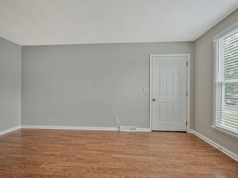 7439 George Gaines Rd — Photo 7