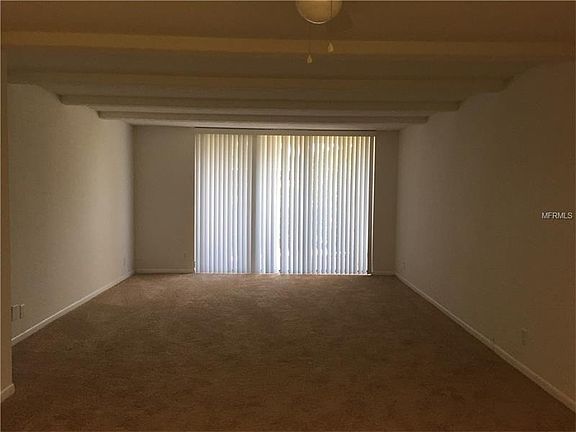 5th image of 100 Oakmont Ln #107-108
