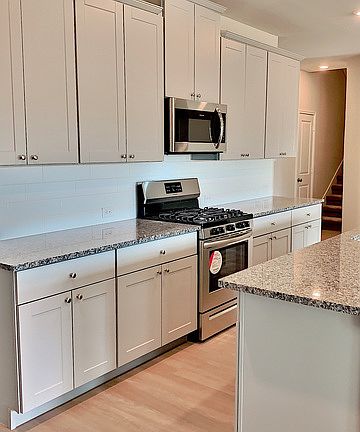 5th image of 32141 Morels Ave