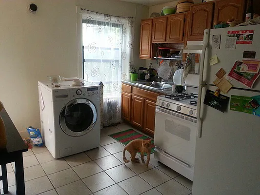 Rented by Elite NY Holdings | media 3