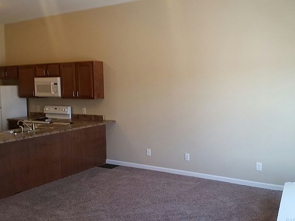 Front Room Unit C